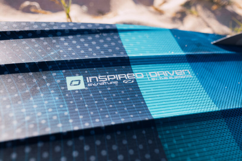 TORQUE V4 TWINTIP OZONE