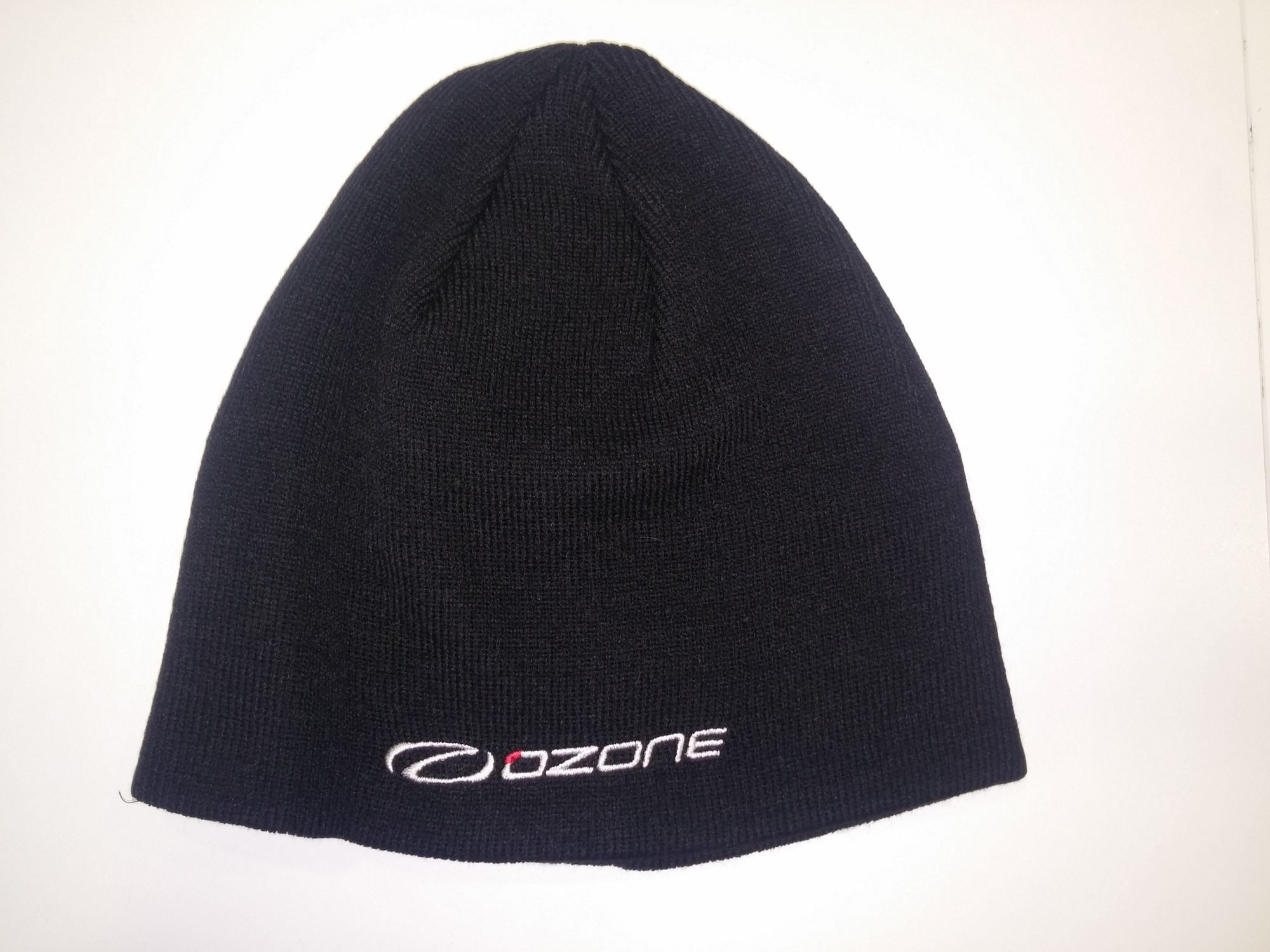 Gorro negro Ozone